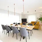 Villa 2344 *