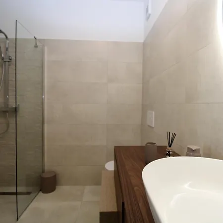 2344 Villa